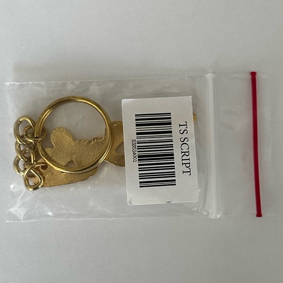 NWT Taylor Swift Fearless Era Keychain - Picture 2 of 3